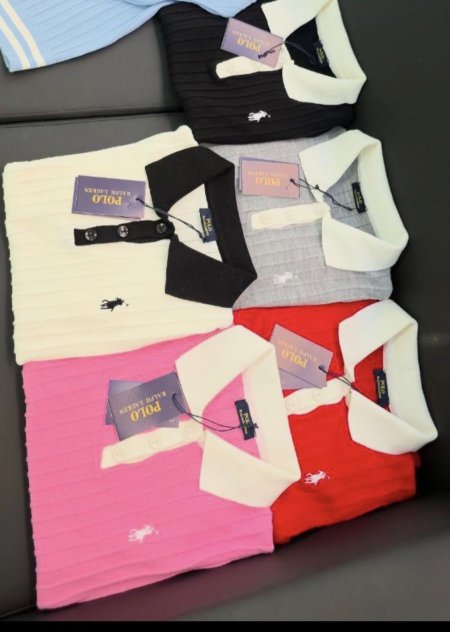 بلوز بولو مع قبه ابيض